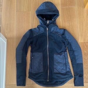 Navy Blue Lululemon Jacket with Fleece Material and Detachable Hood